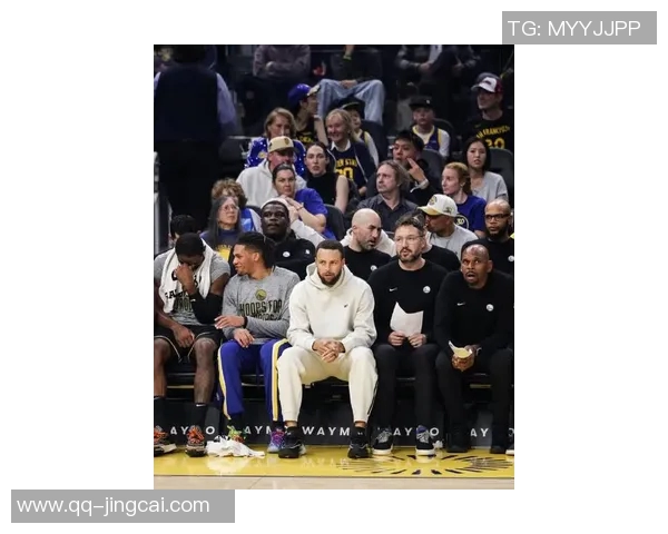 库里晒图热情欢迎新队友兄弟同框合影期待成真瞬间 库里晒图热情欢迎新队友兄弟同框合影期待成真瞬间