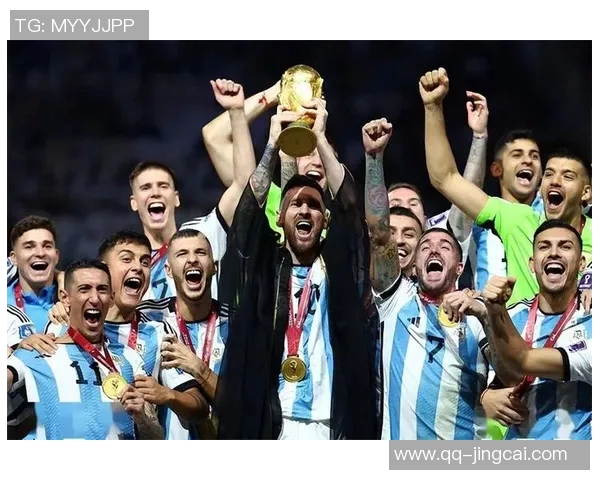 德保罗晒世界杯夺冠三周年纪念照身披球网叼雪茄感慨一切都值得